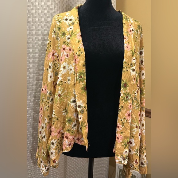 Sonoma Jackets & Blazers - NWT. Sonoma Floral Yellow Kimono Cardigan